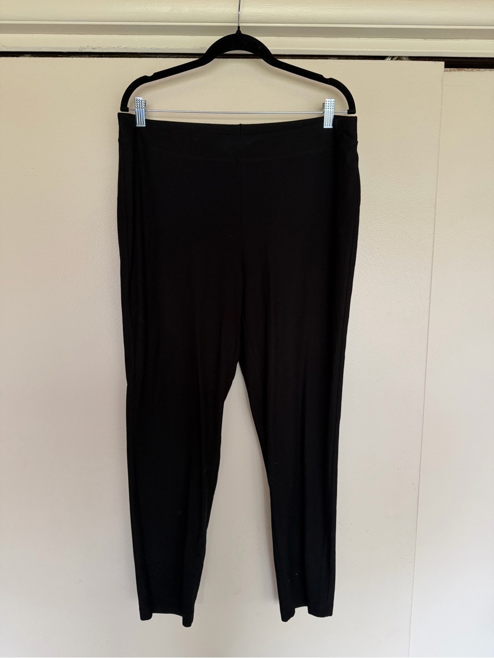 Eileen Fisher Black Slim Crepe Pants